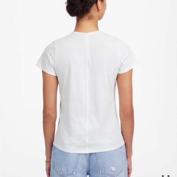 Madewell Essential Slim Tee in Lightweight Cotton - Picture 3 of 4